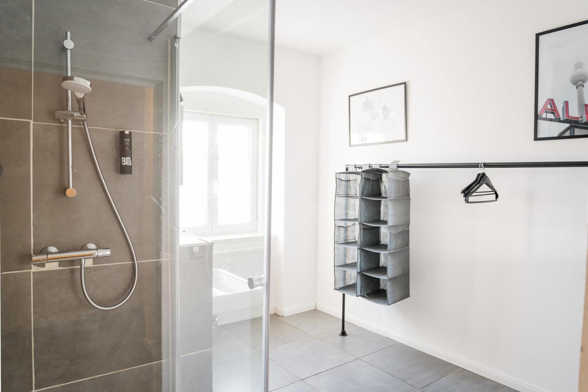 Three Bedroom Plus Big Kitchen Plus Selfcheckin Plus Street Parking Berlín Exterior foto